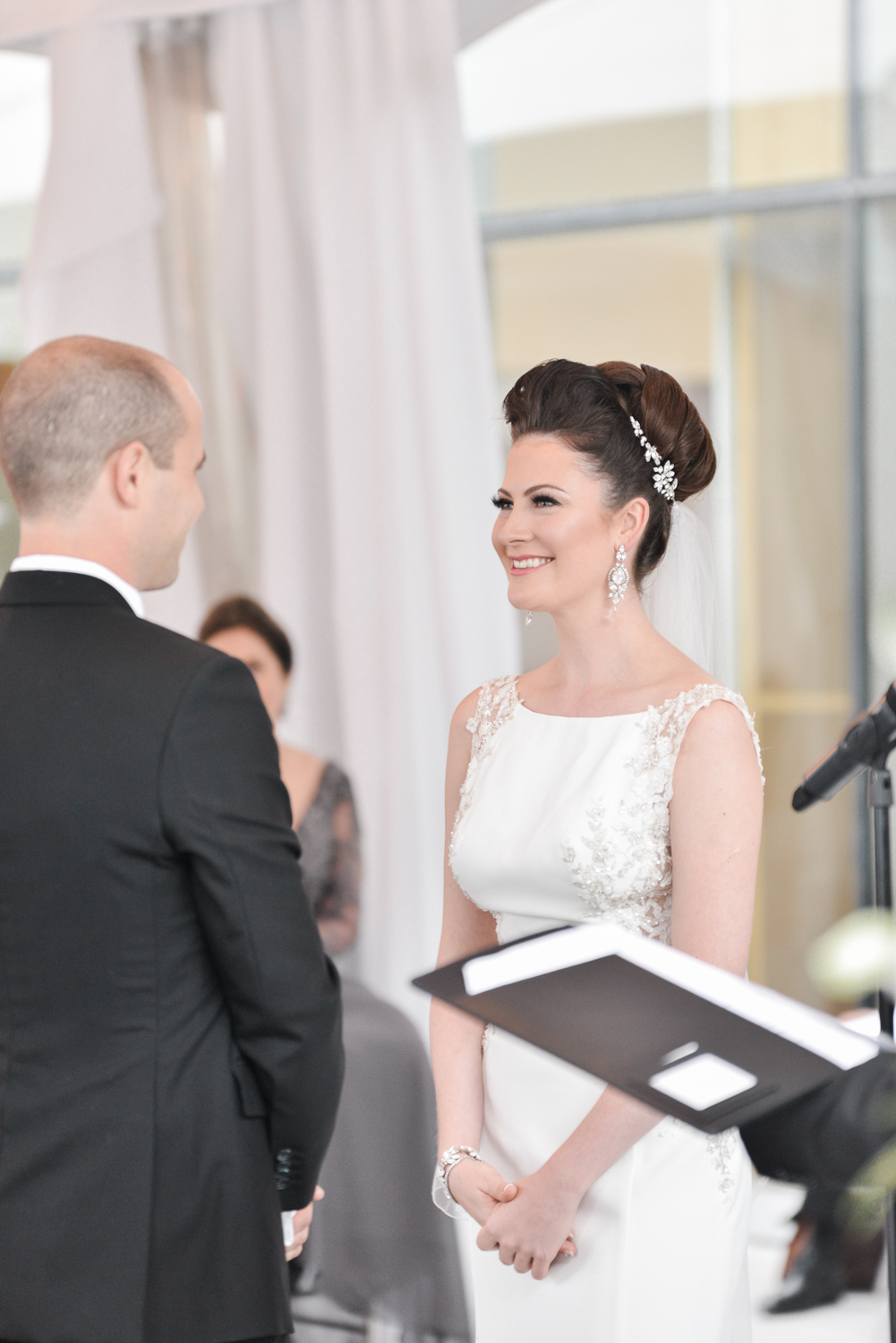 Saying your vows at Malaparte wedding