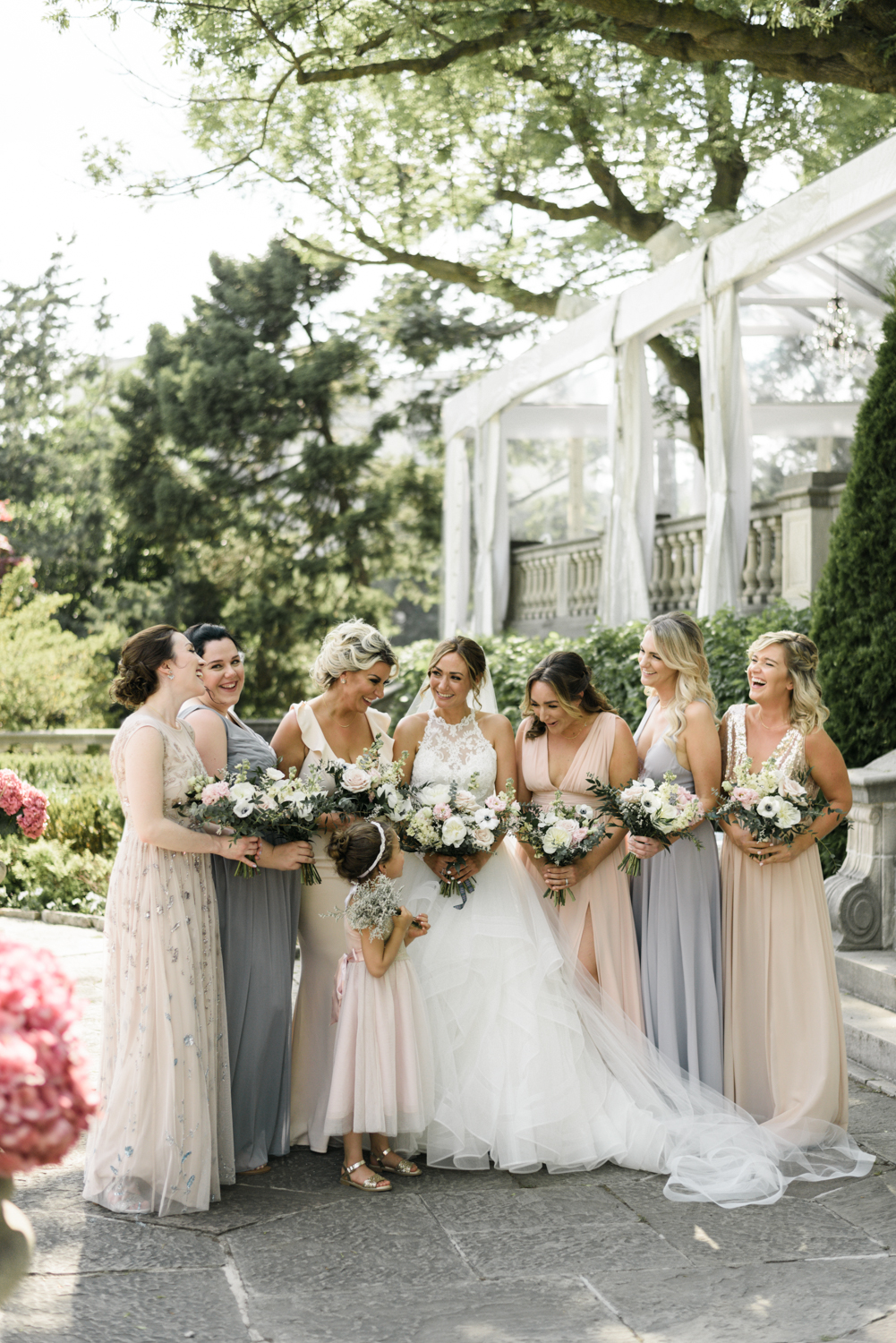 The prettiest bridesmaids in soft pastels at Graydon Hall