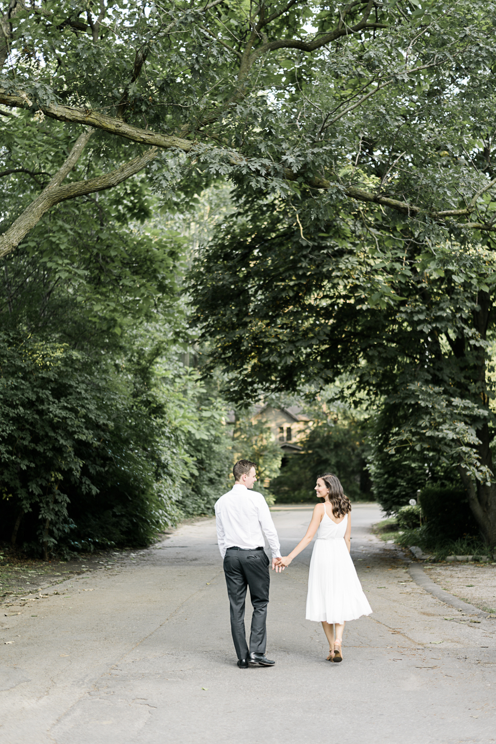 Couple walking down the streets on Wychwood park