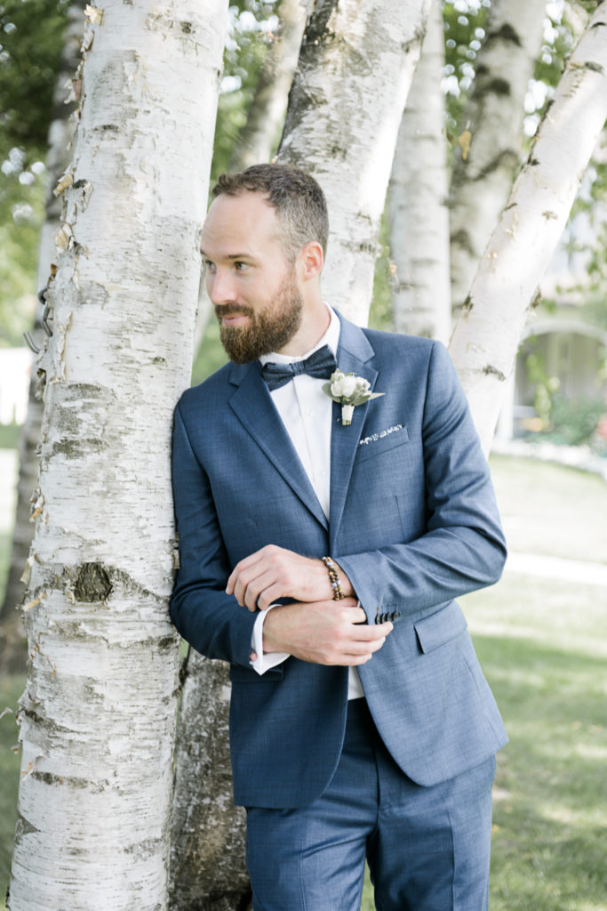 Gorgeous Lake Simcoe Wedding | Shot by Ally May | Alix Gould