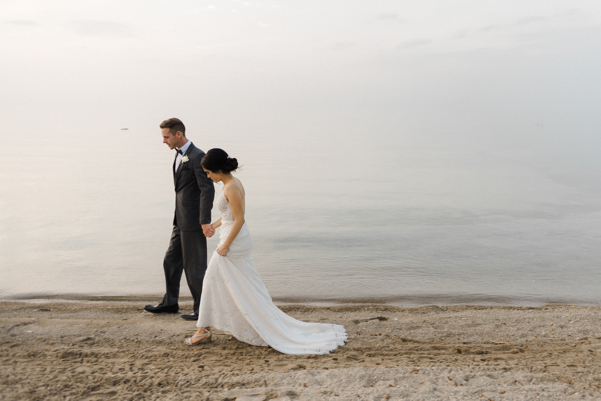 Wedding along the beach on Georgian Bay in Collingwood